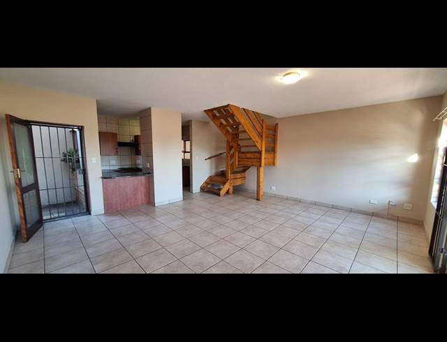 2 BEDROOM DUPLEX FOR SALE IN GARSFONTEIN